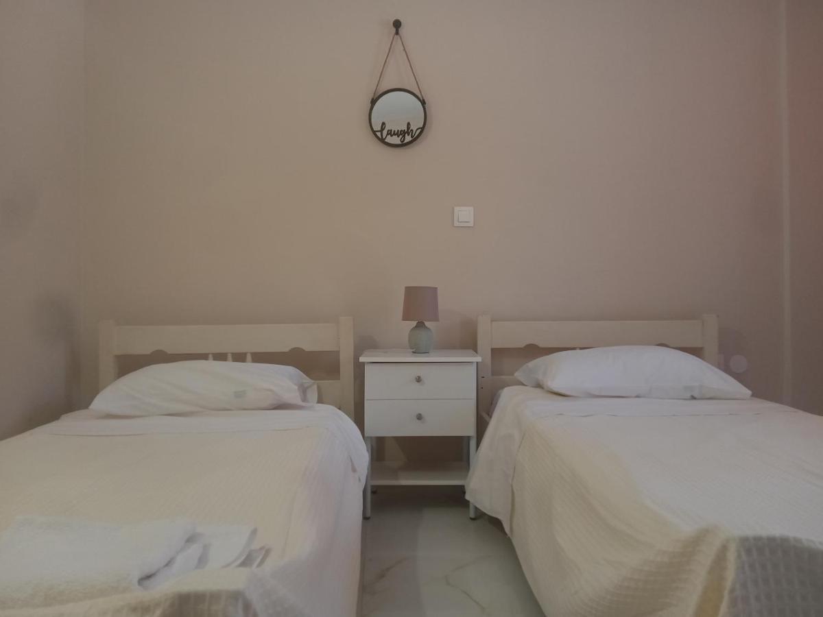 Village House Agios Matthaios  Exterior photo